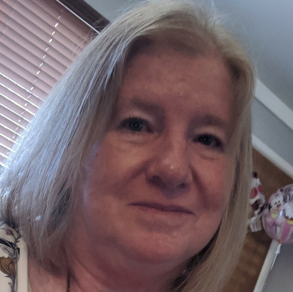 Meet your Posher, Pat - Picture 3 of 3